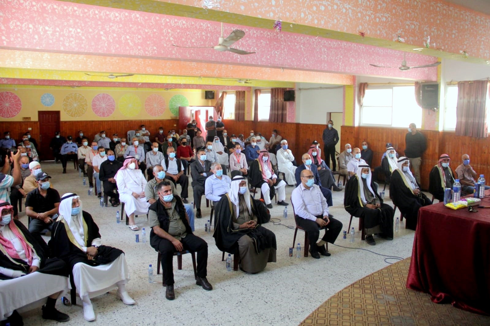 "الداخلية والصحة" تعقدان لقاءً مع وجهاء بيت حانون والبريج