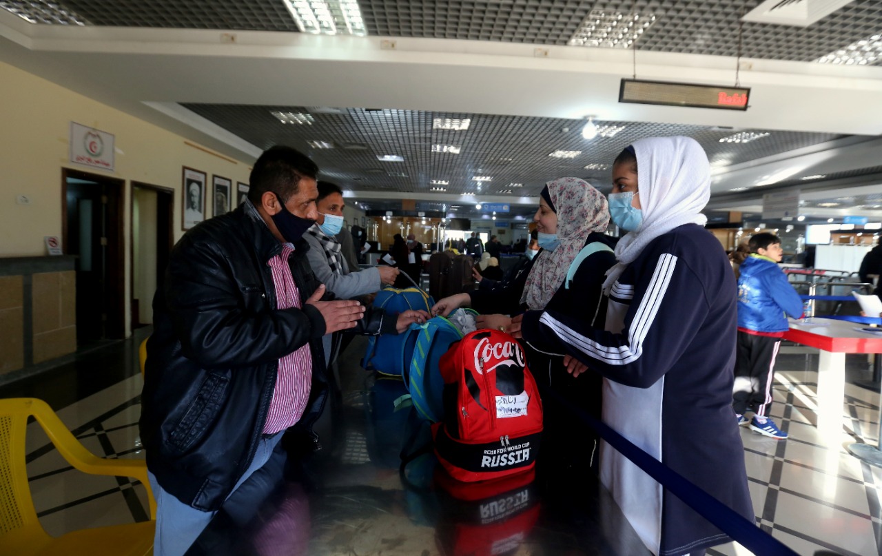 حركة معبر رفح البري خلال أيام فتحه استثنائيًا لمدة أربعة أيام في الاتجاهين