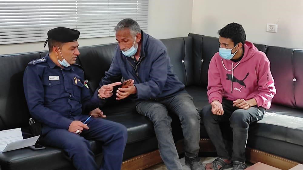 مُدراء شرطة المحافظات يستقبلون المواطنين في مكاتبهم في اليوم الأسبوعي المفتوح