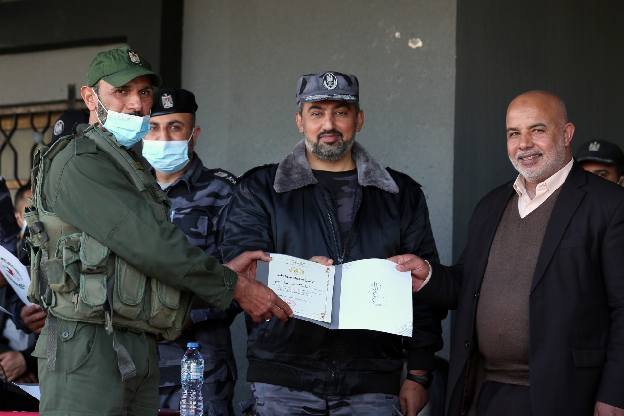 مديرية التدريب تُخرّج دورتي قادة السرايا وقادة الفصائل