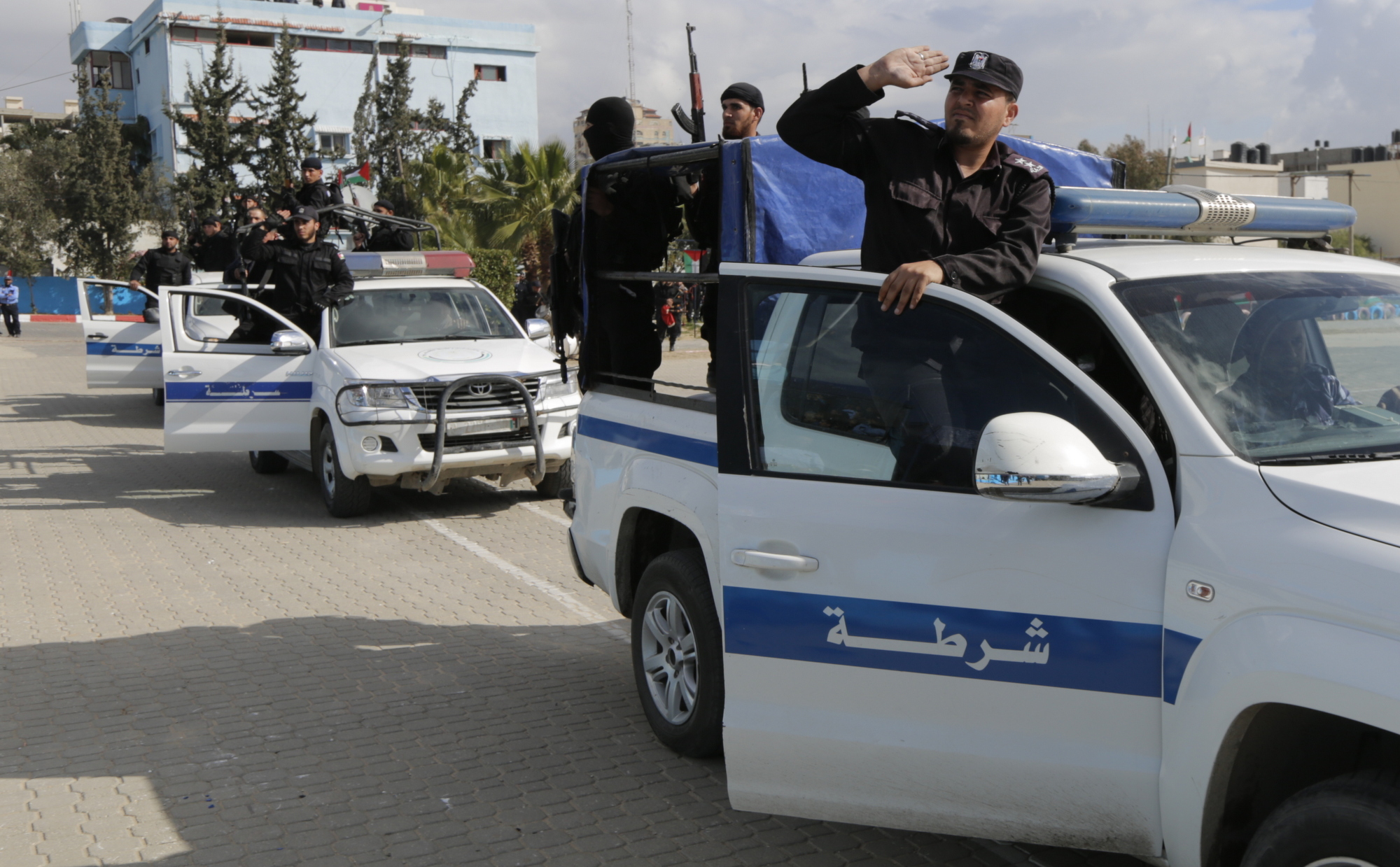 بالصور.. حفل تخريج دورة صف الضباط لـ22 لجهاز الشرطة "بالآذان قادمون"