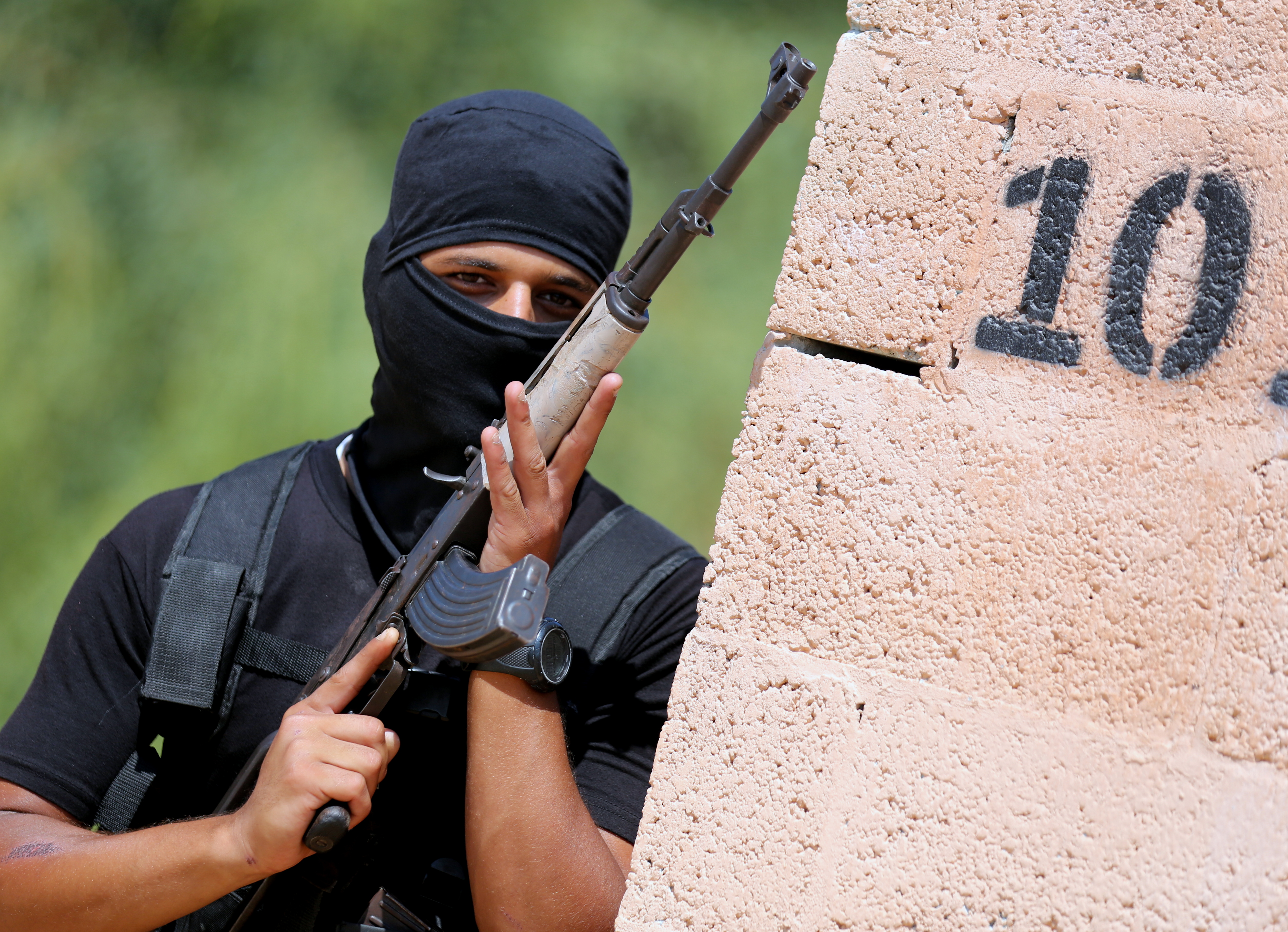  تدريبات وحدة "المهام الخاصة" في الأمن والحماية