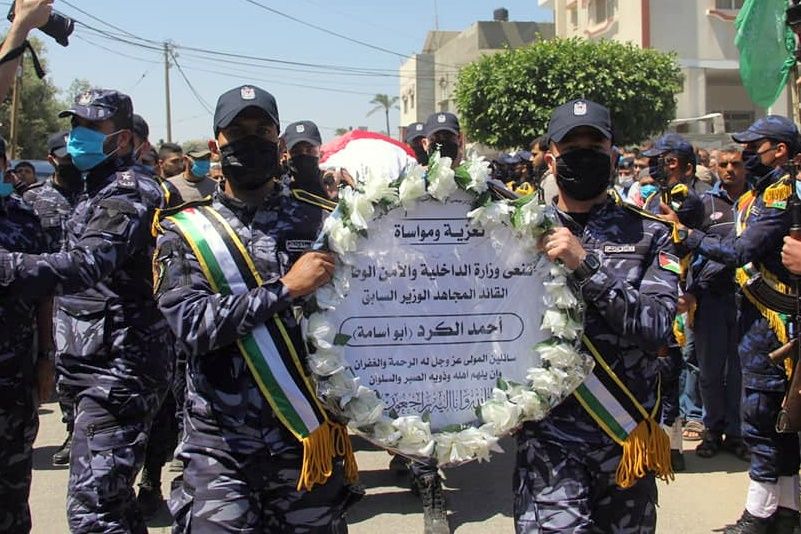 تشييع جثمان الوزير السابق "الكرد" بجنازة عسكرية