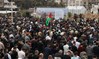 الإدارات الشرطية تؤمن صلاة العيد في ساحة السرايا بغزة