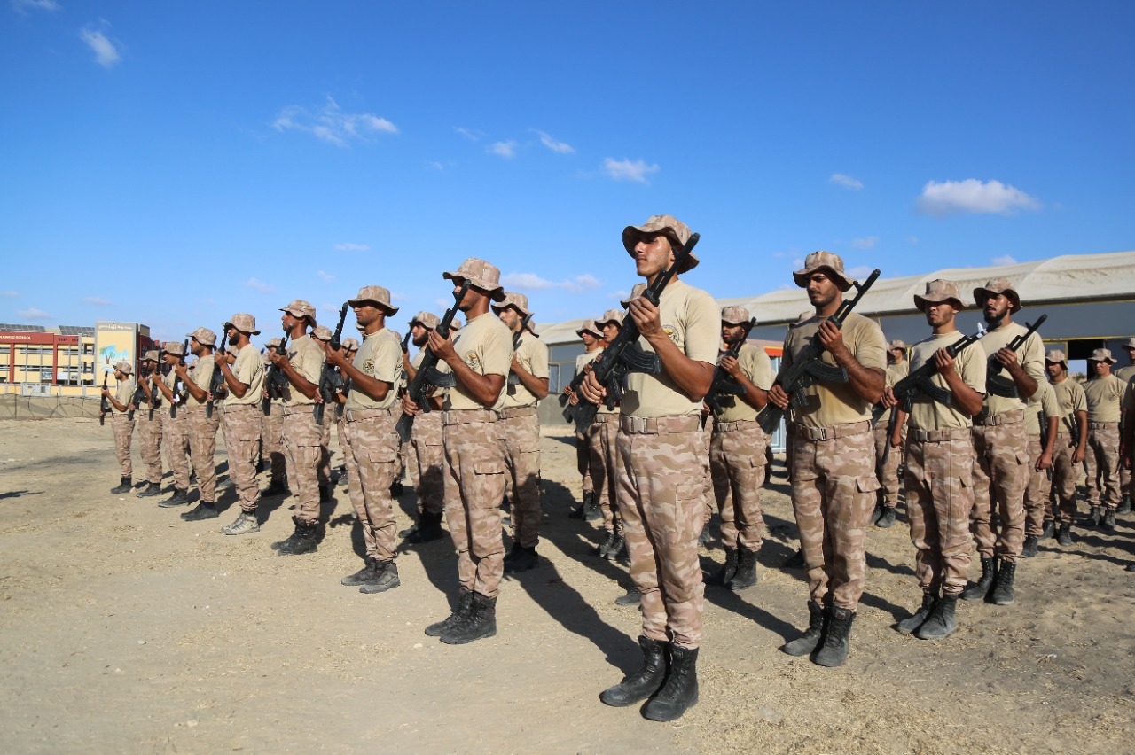 تدريبات دورة "الصاعقة" لطلبة كلية الرباط الجامعية في المعسكر التدريبي المغلق بخانيونس