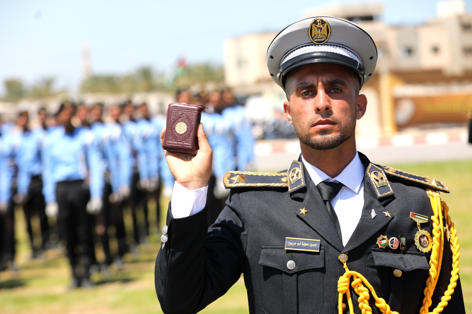 كلية الرباط الجامعية تخرج دفعتي العلوم الشرطية الـ 10 و"البحرية الـ 5"