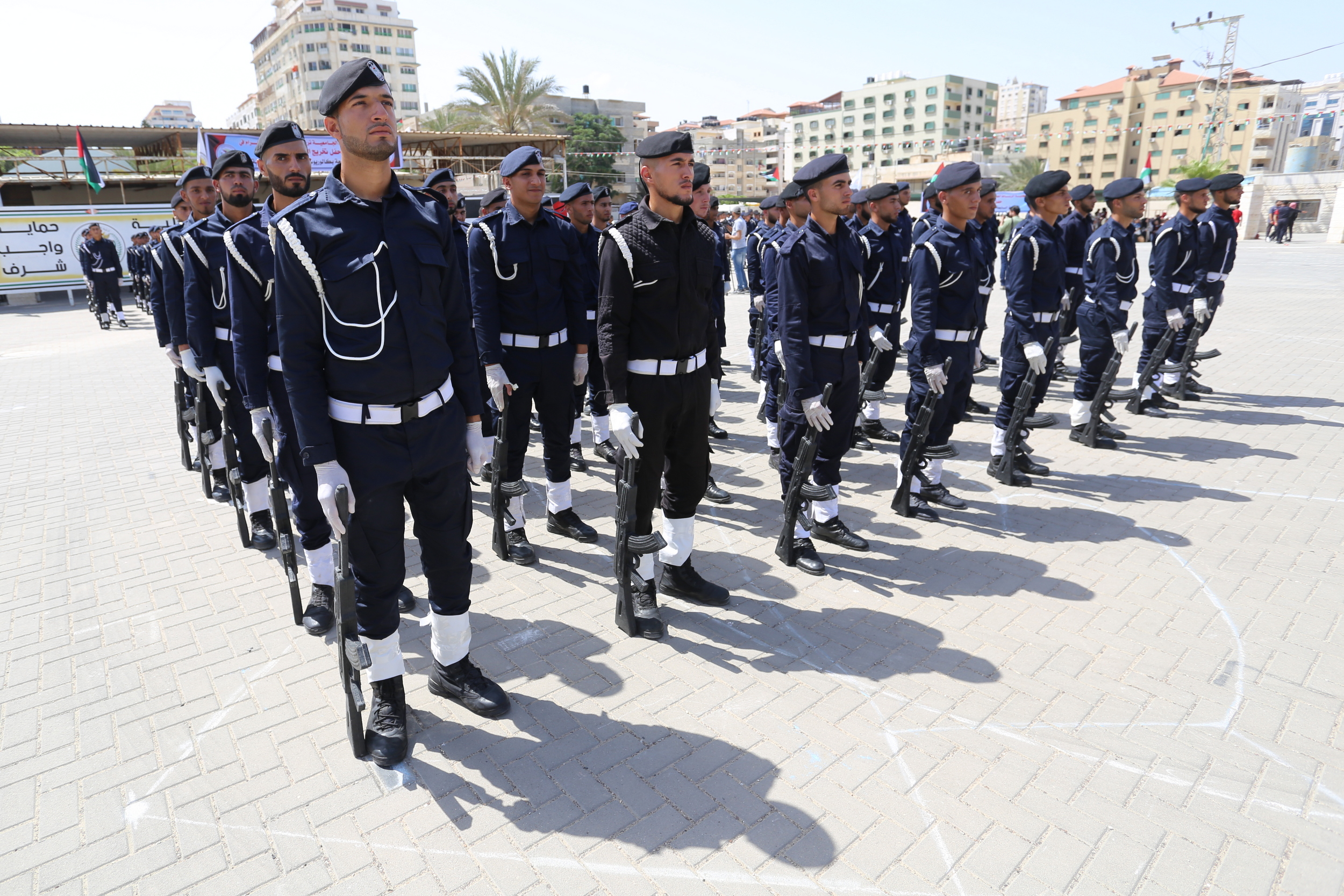 كلية الرباط تُخرّج دفعة البكالوريوس السابعة في القانون والعلوم الشرطية