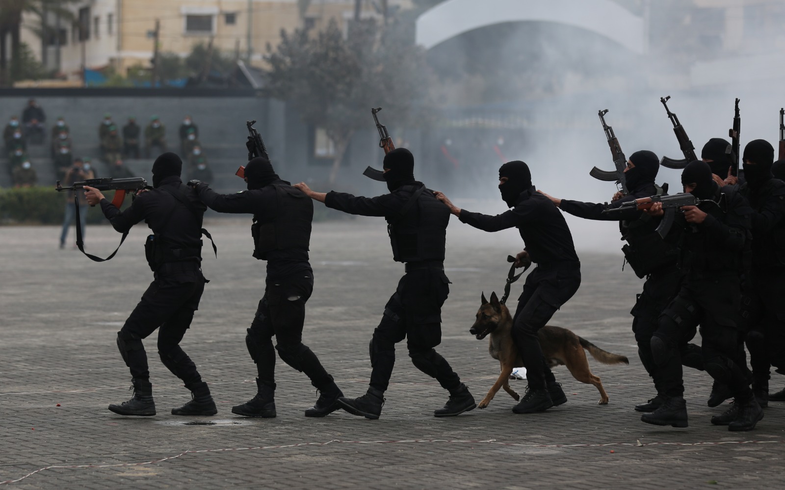 مديرية التدريب تُخرج "دورة المهام الخاصة"