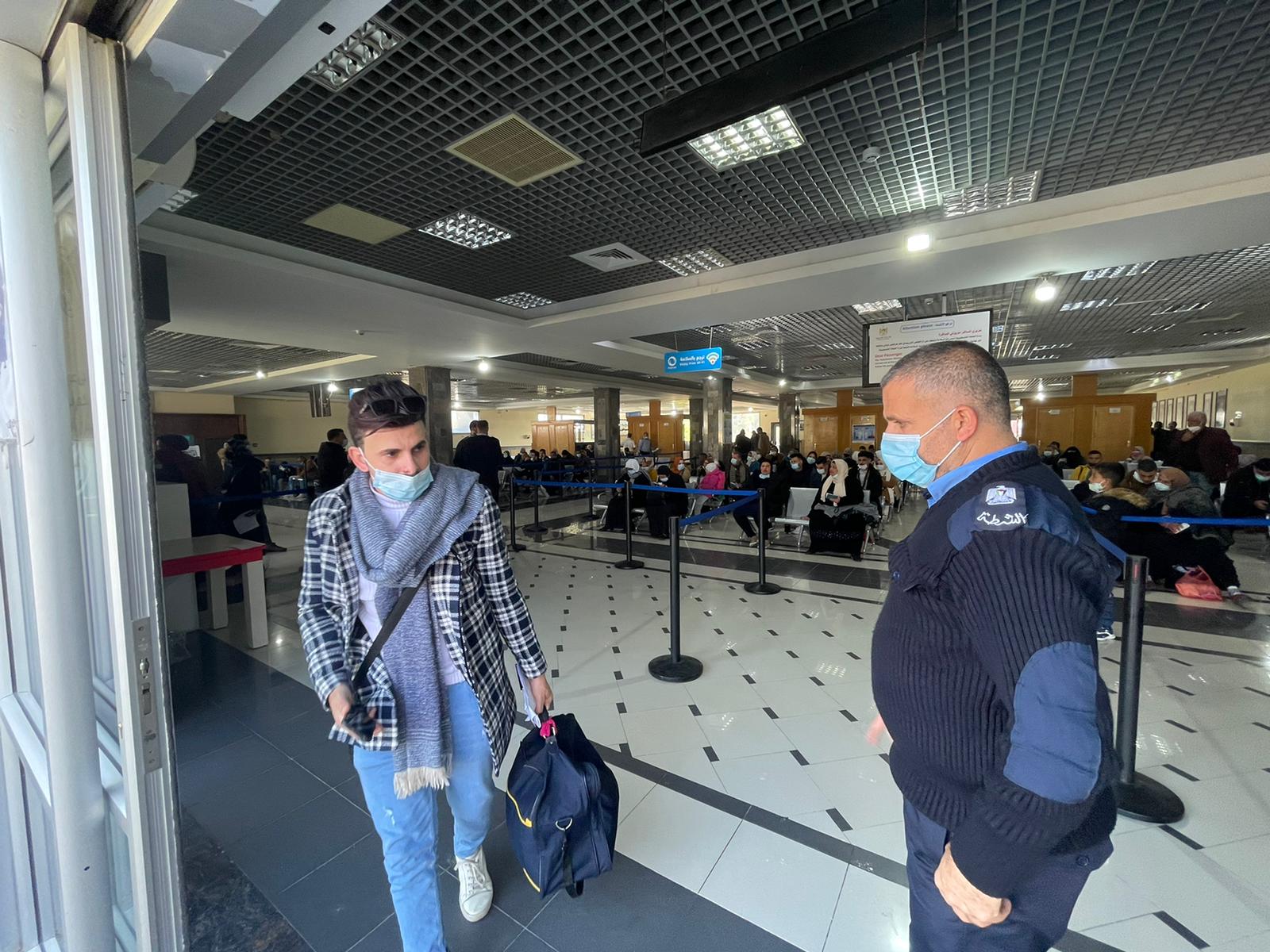 عمل معبر رفح البري في كلا الاتجاهين