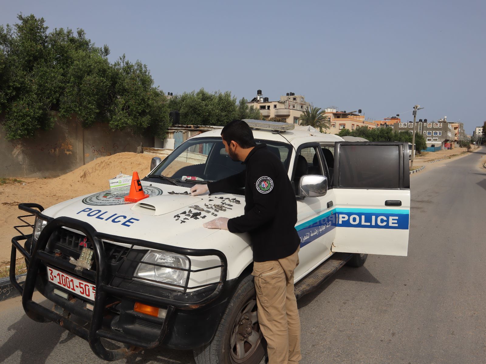 استمرار عمل هندسة المتفجرات في معاينة الأماكن التي تعرضت للاستهداف