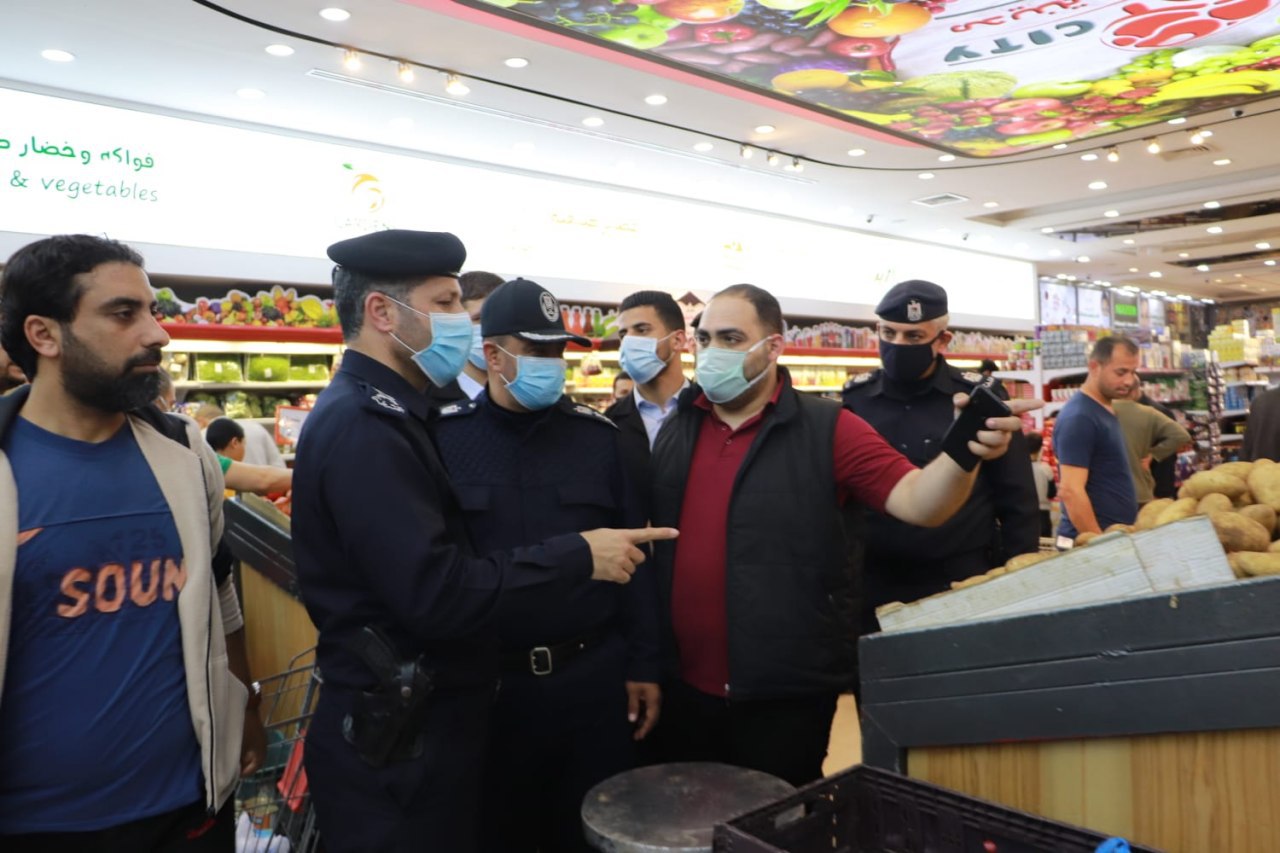 جولة مدير عام الشرطة لتفقد تطبيق خطة شهر "رمضان"