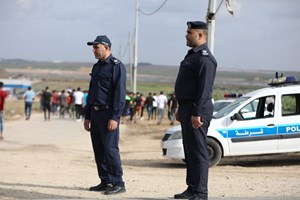 "أجهزة الداخلية" تساند المشاركين بالمهرجان الخطابي شرق غزة