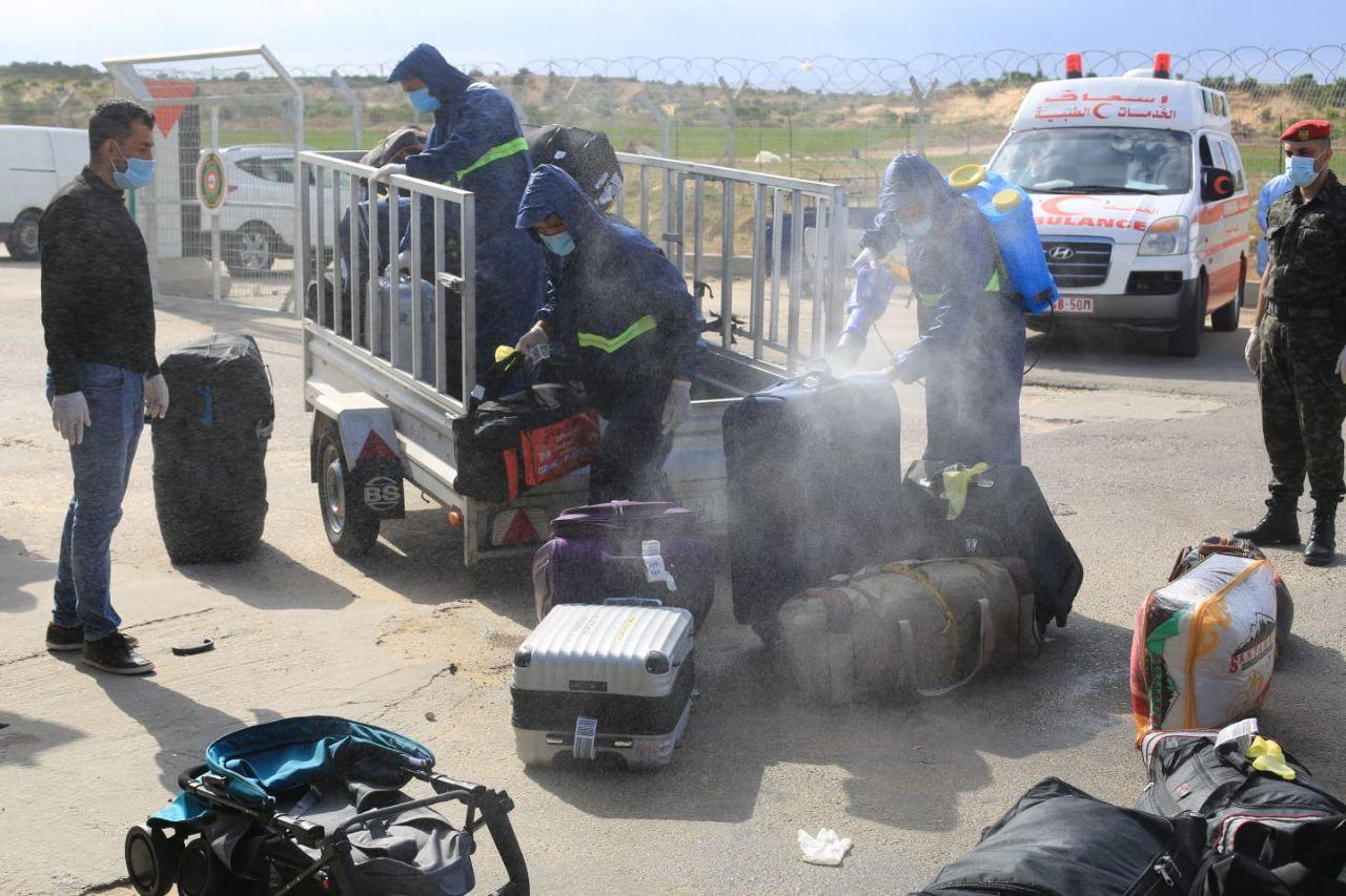 تسهيل وصول المواطنين العالقين من الأردن عبر حاجز بيت حانون