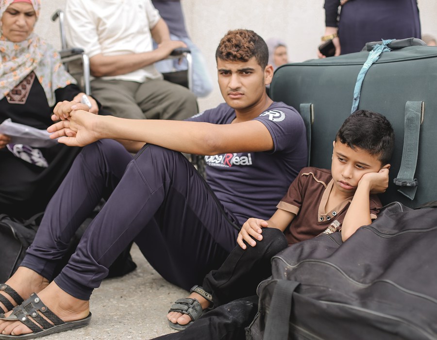 مغادرة الحالات الإنسانية عبر معبر رفح خلال فتحه استثنائياً ليومين