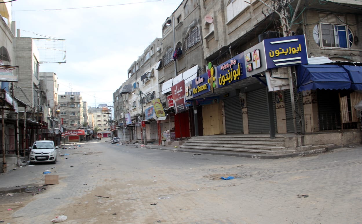 استمرار الإغلاق الكلي للمحال والمنشآت (الجمعة والسبت) للأسبوع الثامن