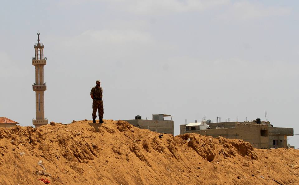 قيادتا حماس واللجنة الإدارية تتفقدان الحدود الجنوبية