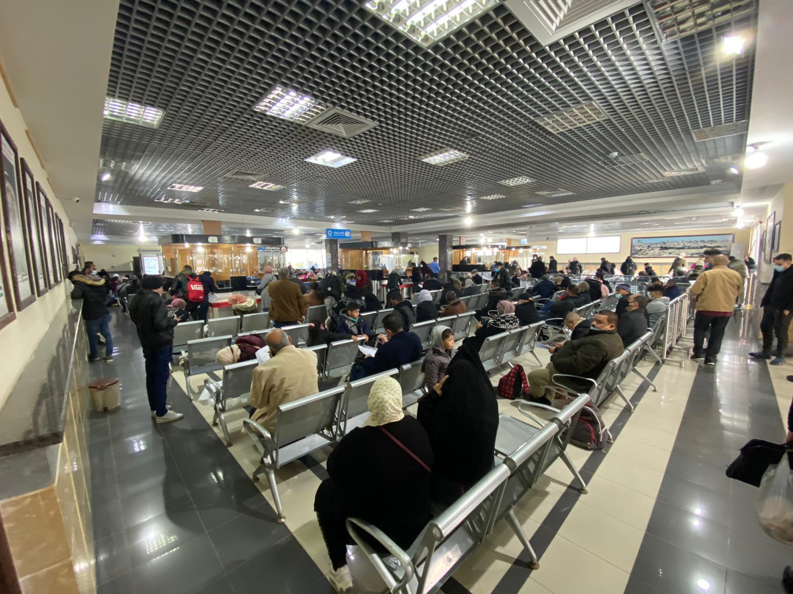 عمل معبر رفح البري في كلا الاتجاهين