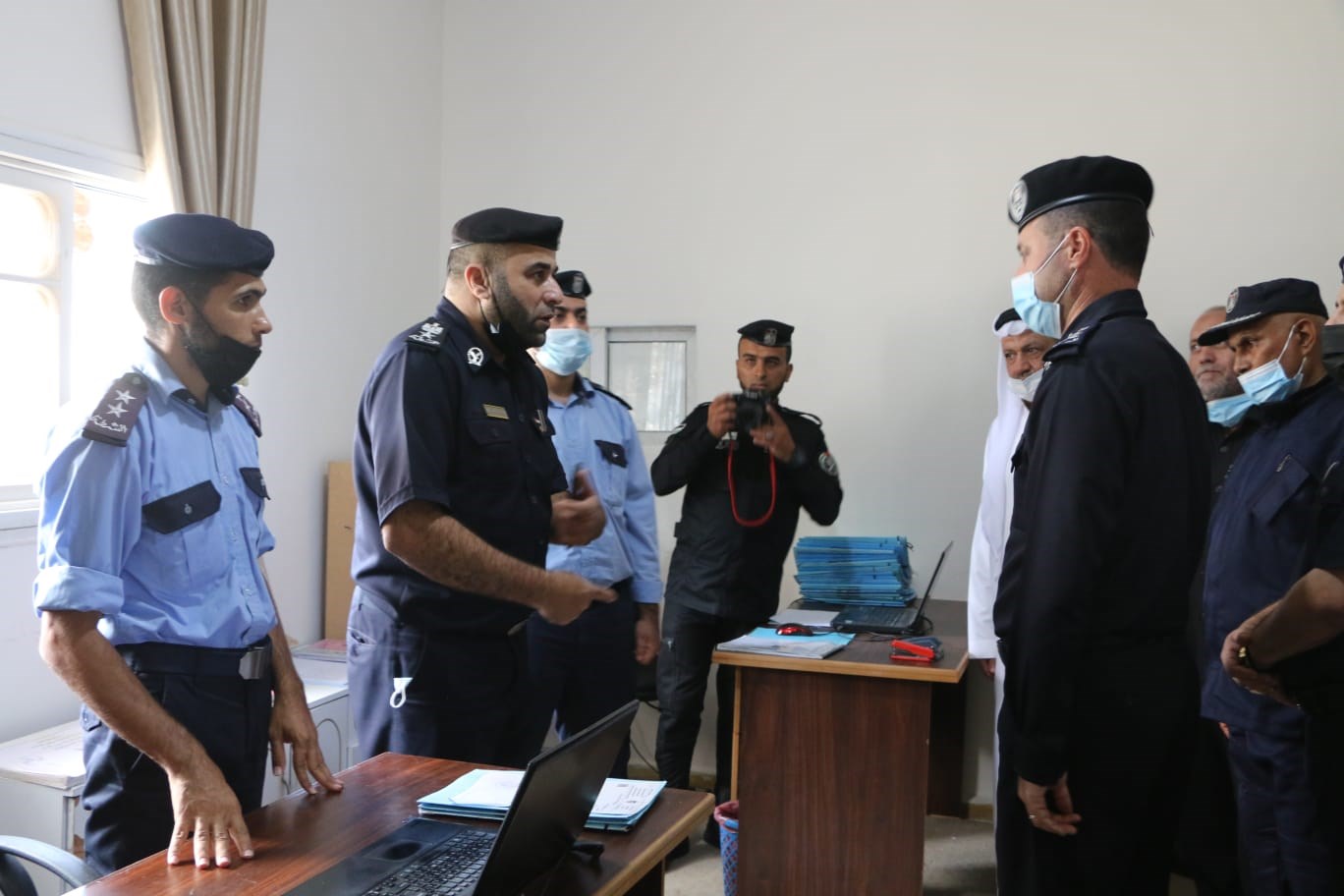 قيادة الشرطة تفتتح مركز "دير البلح" بعد إعادة ترميمه