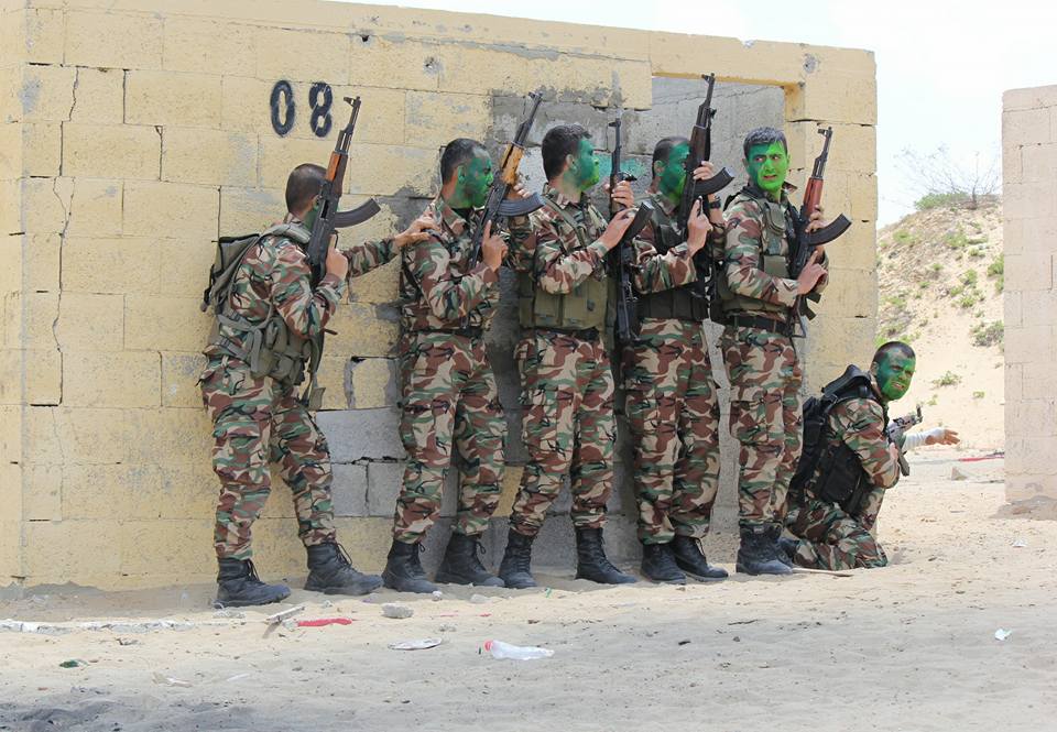 تدريبات دورة قادة السرايا الرابعة بقوات الأمن الوطني