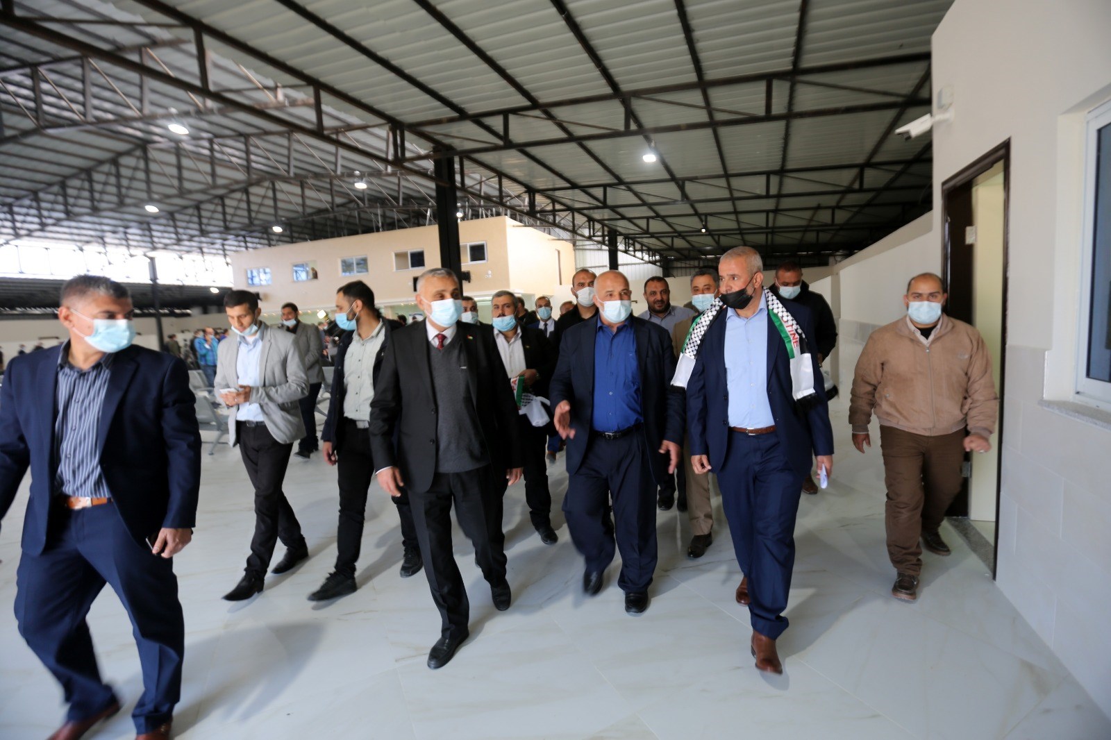 "هيئة المعابر" تفتتح صالة المسافرين الجديدة بمنفذ "بيت حانون"