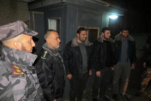 قيادة الأمن والحماية تتفقد نقاط الحراسة في القطاع