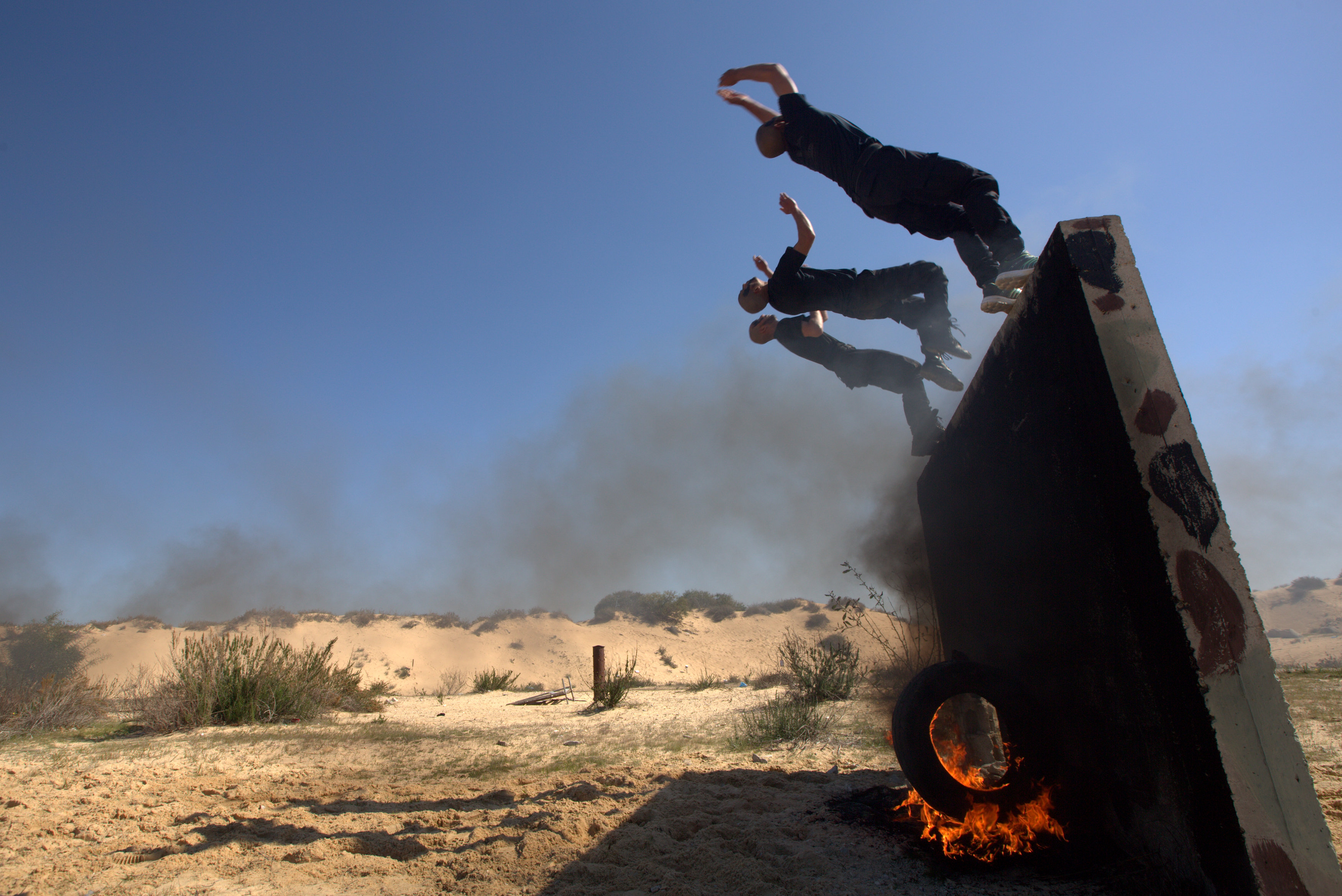 تدريبات ميـدانية لدورة المستجدين "الخاصة بوظائف الأفراد"