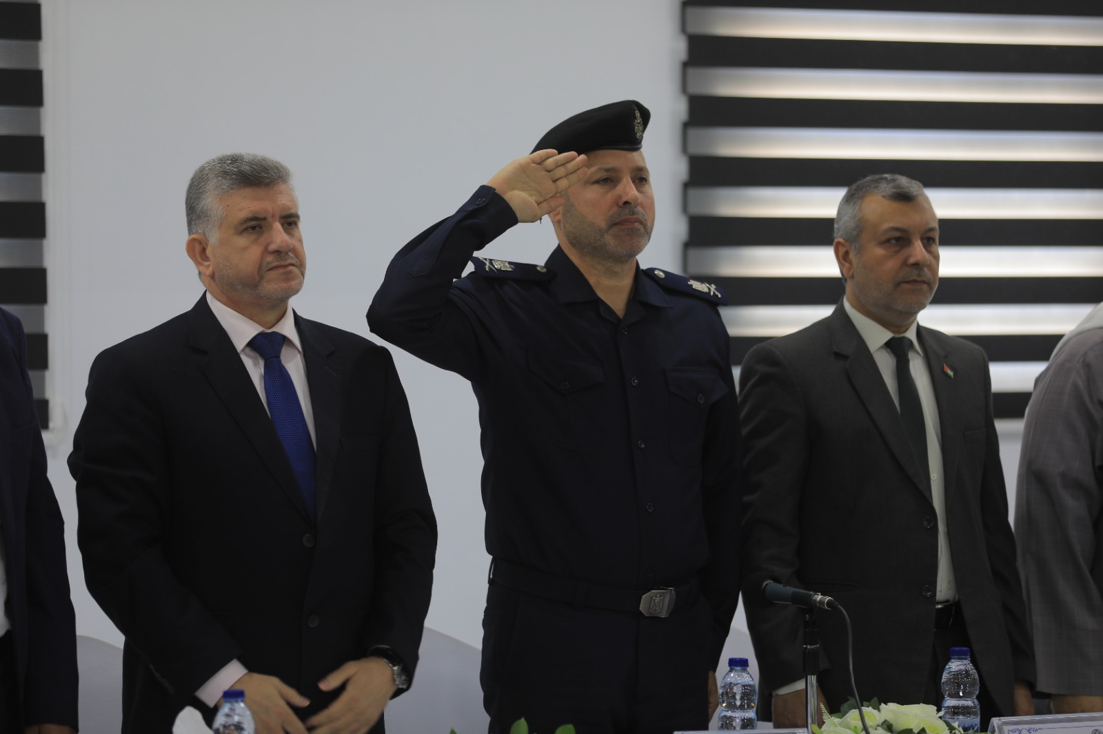 قيادة الشرطة تعقد ورشة حول "السلاح الأبيض وخطورة استخدامه"