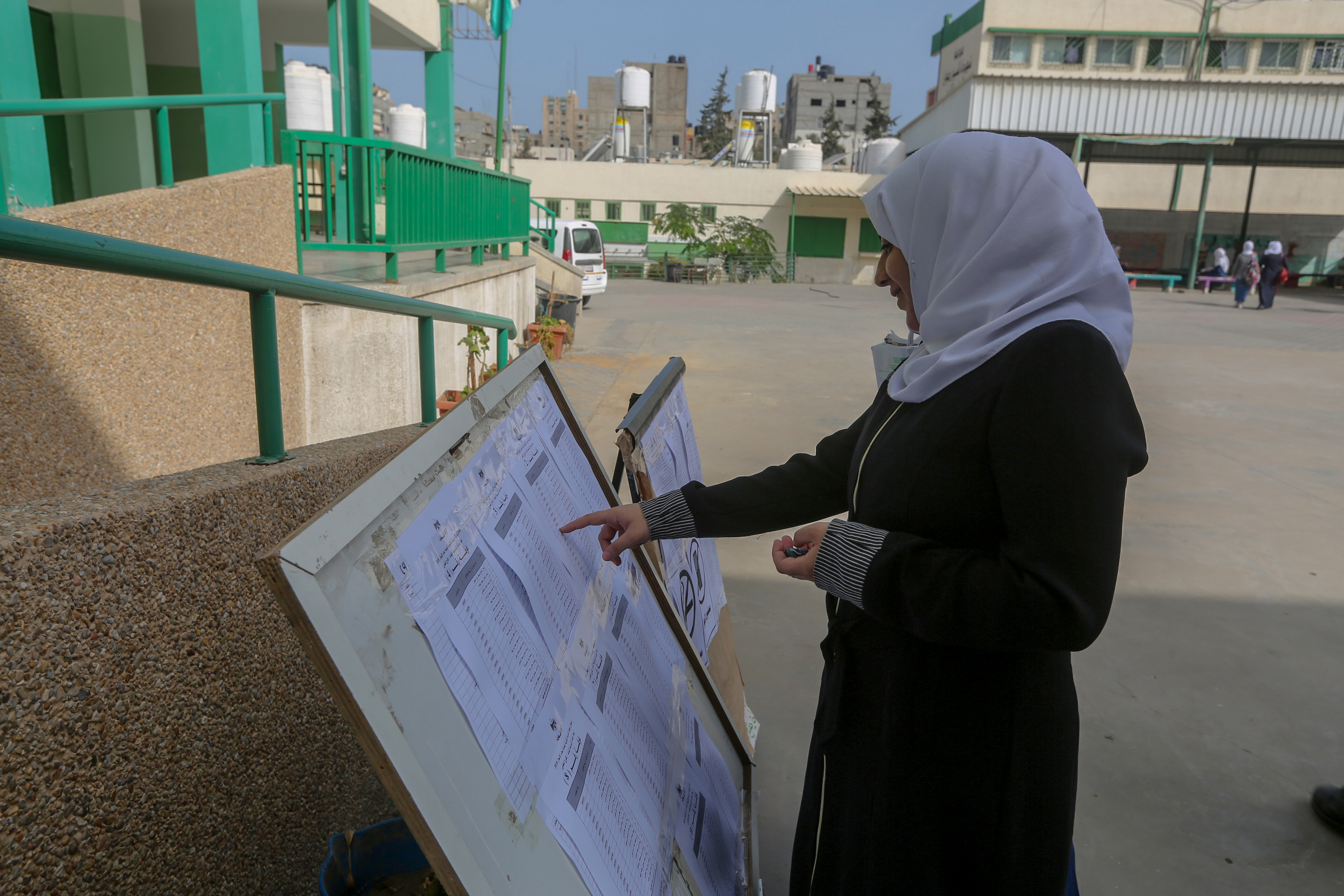 تأمين الأجهزة الأمنية لعقد امتحانات الثانوية العامة (إنجاز 2018)