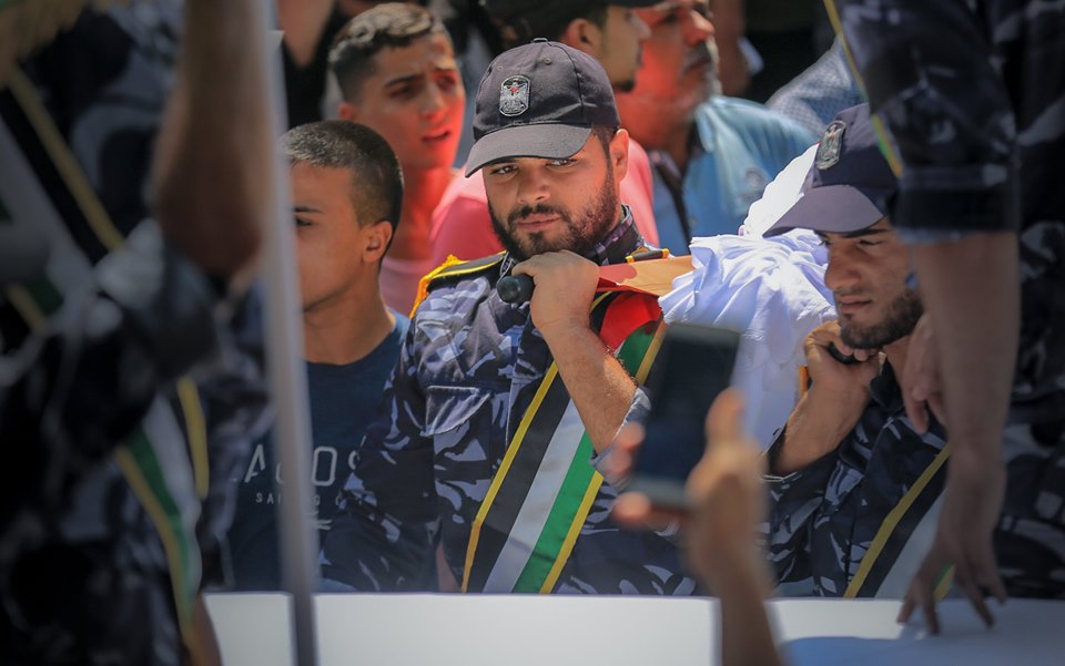 تشييع شهداء الواجب الذين ارتقوا في تفجير حاجزي الشرطة