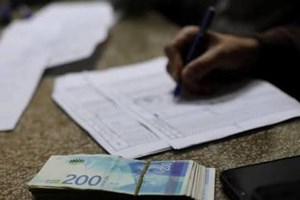 شرطة خان يونس تنهي خلافين ماليين بقيمة 31 ألف شيكل