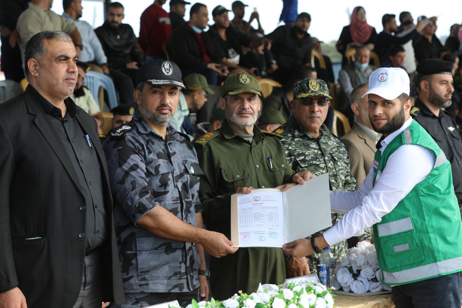 الخدمات الطبية تُخرِّج دورة "مسعف وضابـط إسعاف" الثالثة عشر