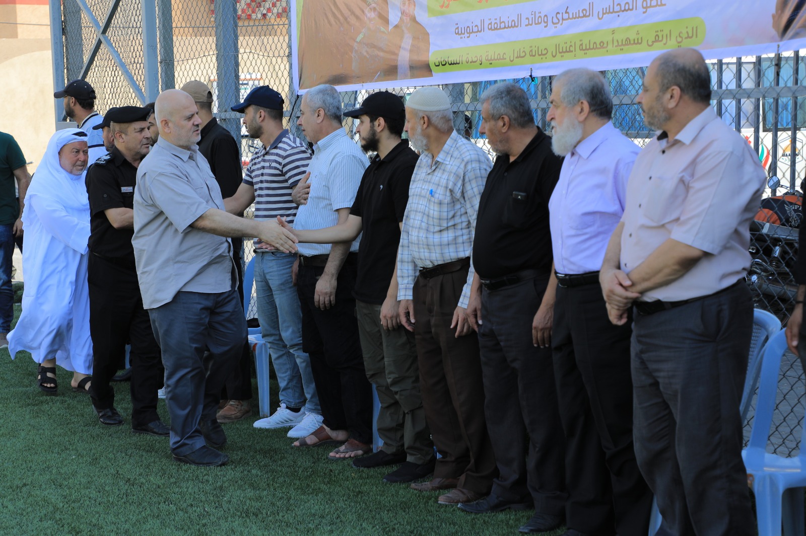 قيادة "الداخلية" تعزي ذوي شهداء العدوان الإسرائيلي