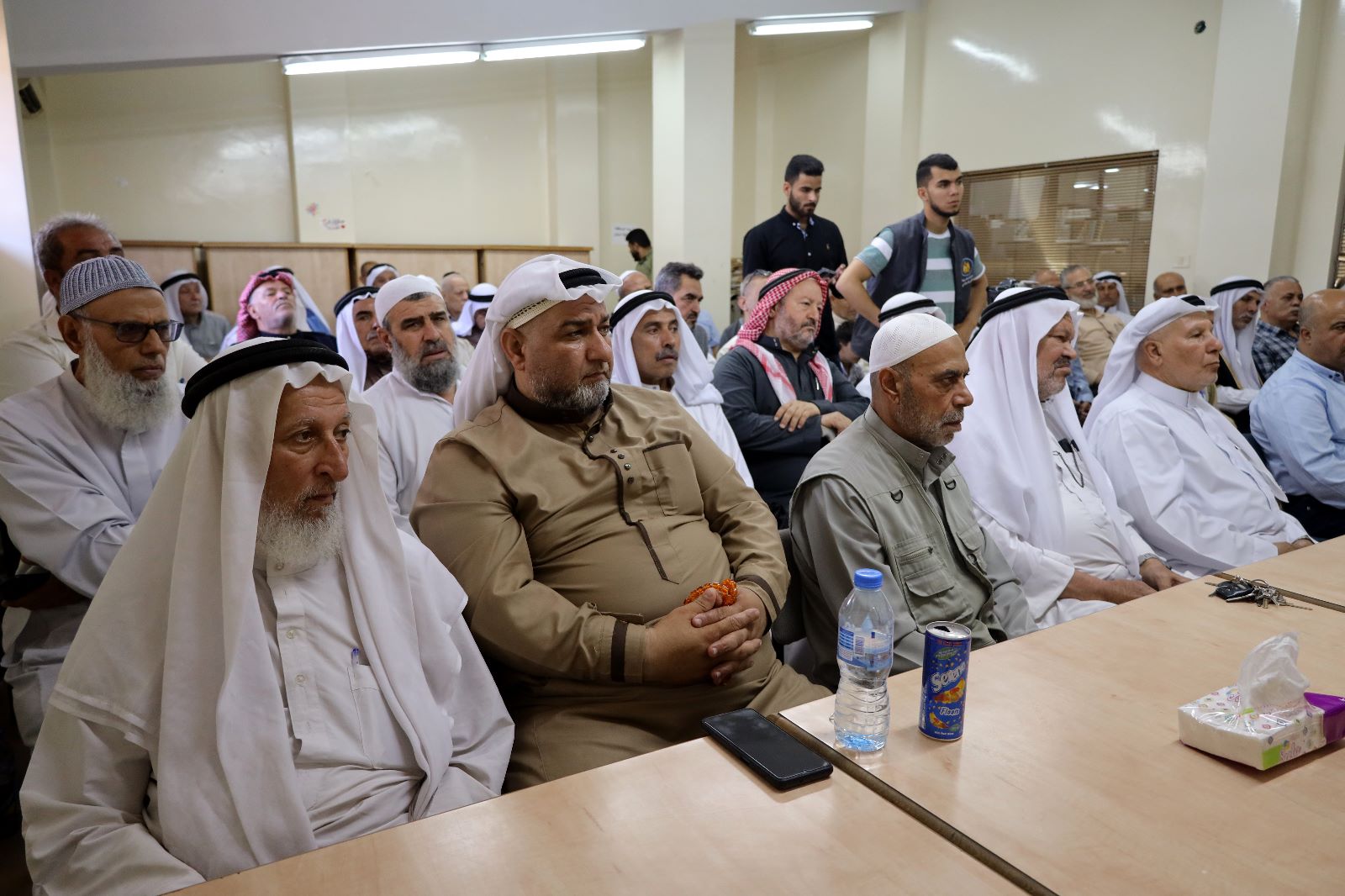 "شرطة المكافحة" و"العشائر" تنظمان لقاء مع الوجهاء والمخاتير حول سبل مكافحة آفة المخدرات