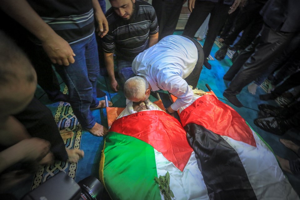 تشييع شهداء الواجب الذين ارتقوا في تفجير حاجزي الشرطة