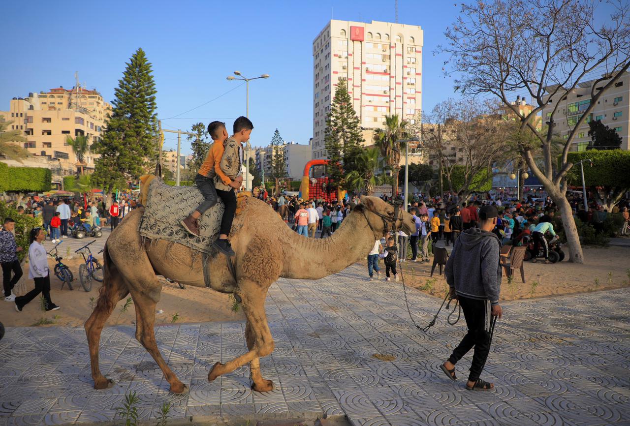 أجواء احتفال المواطنين بعيد الفطر السعيد في عدد من المناطق بقطاع غزة 2023