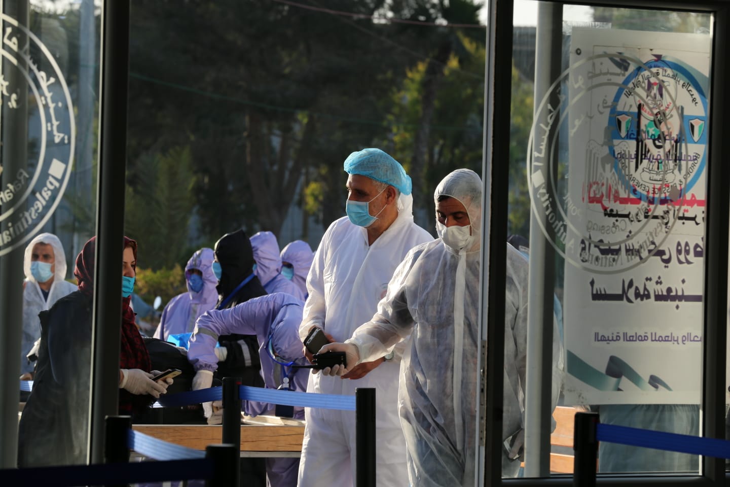 وصول أعداد من العالقين في مصر عبر معبر رفح