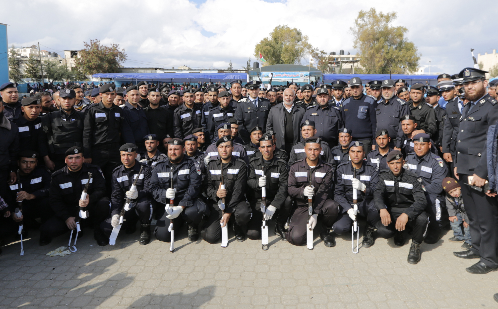 بالصور.. حفل تخريج دورة صف الضباط لـ22 لجهاز الشرطة "بالآذان قادمون"