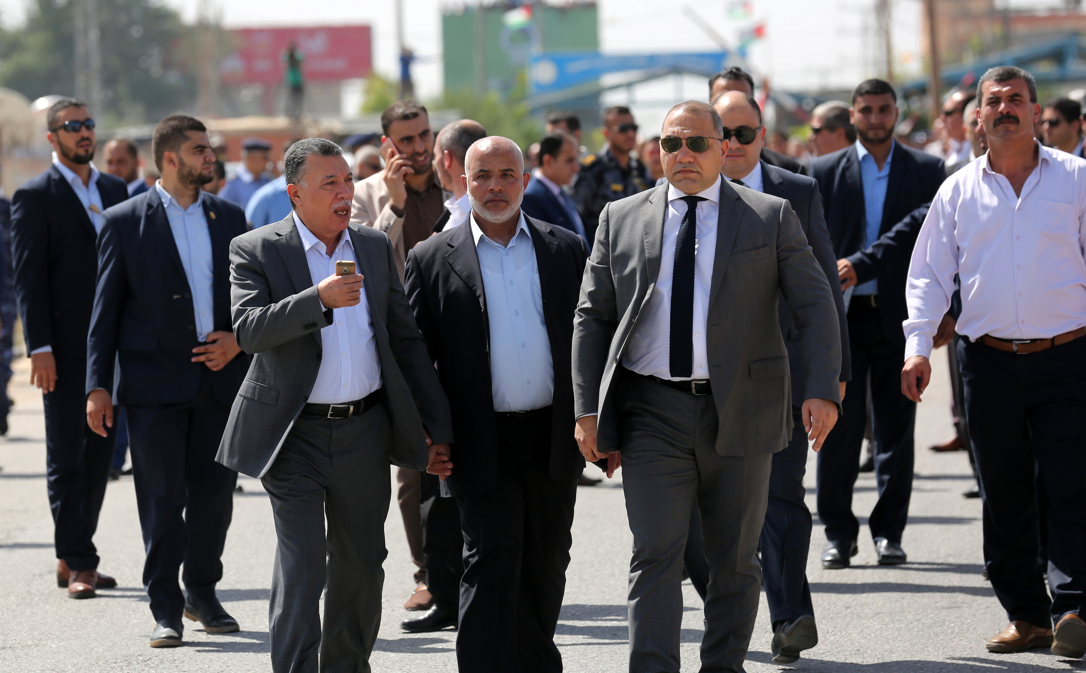 وزارة الداخلية تُؤمن وصول وفد الحكومة لغزة