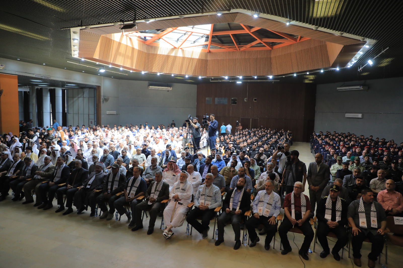 الداخلية تؤبن شهيد الواجب ملازم خالد محمد مصلح