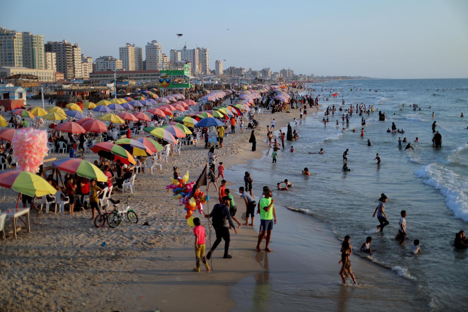 صور من عمل أجهزة وزارة الداخلية خلال عطلة نهاية الأسبوع