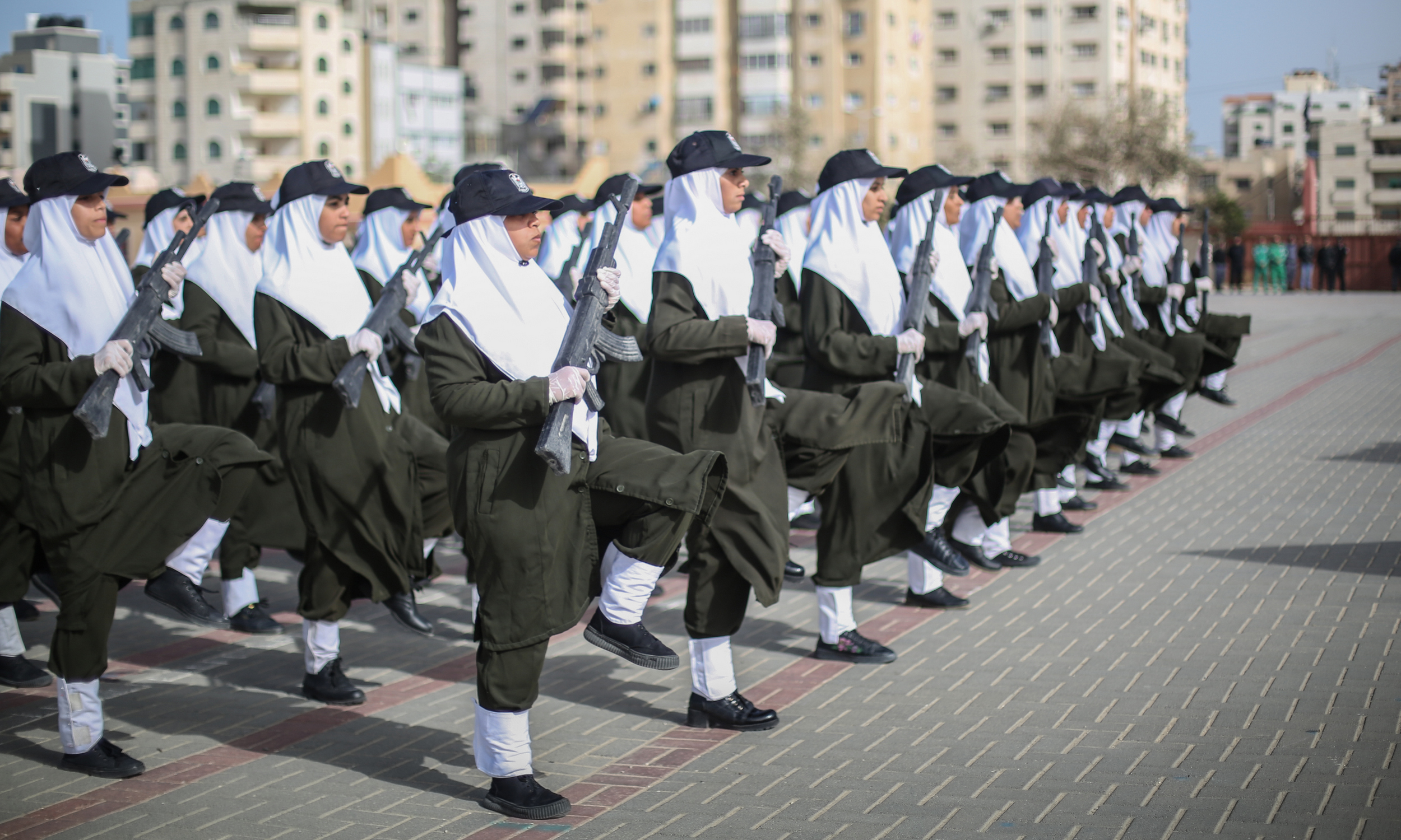 حفل تخريج الدورة التأسيسية الـ (29 نساء) بالمديرية العامة للتدريب