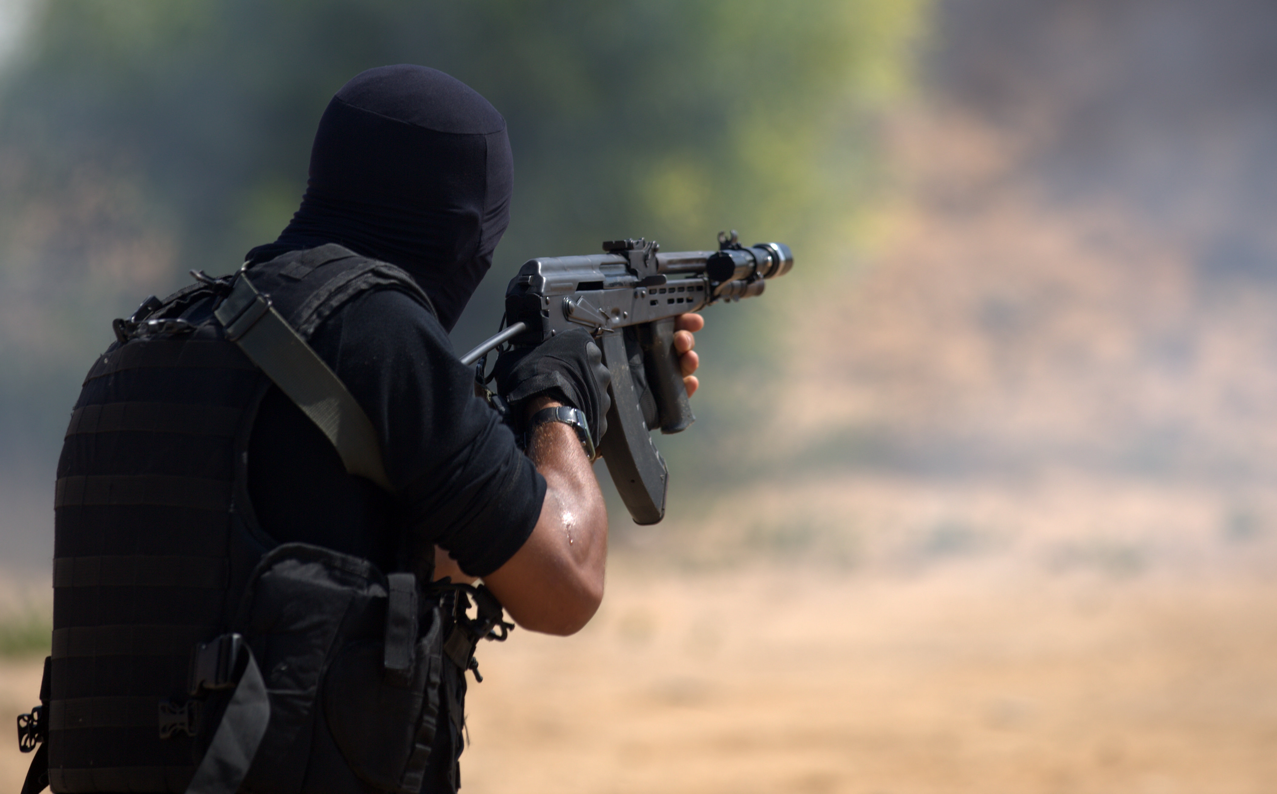  تدريبات وحدة "المهام الخاصة" في الأمن والحماية