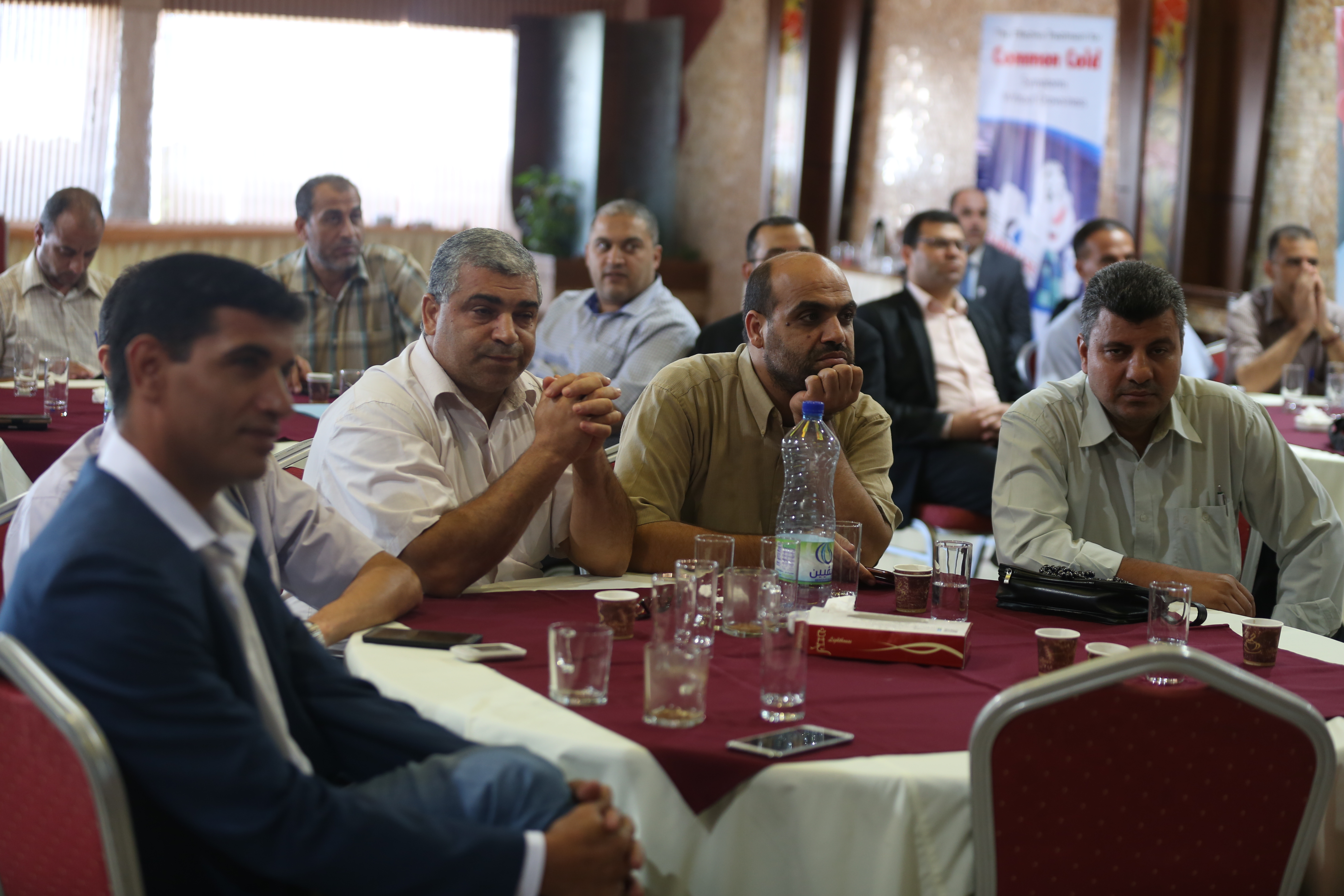 اليوم العلمي للخدمات الطبية