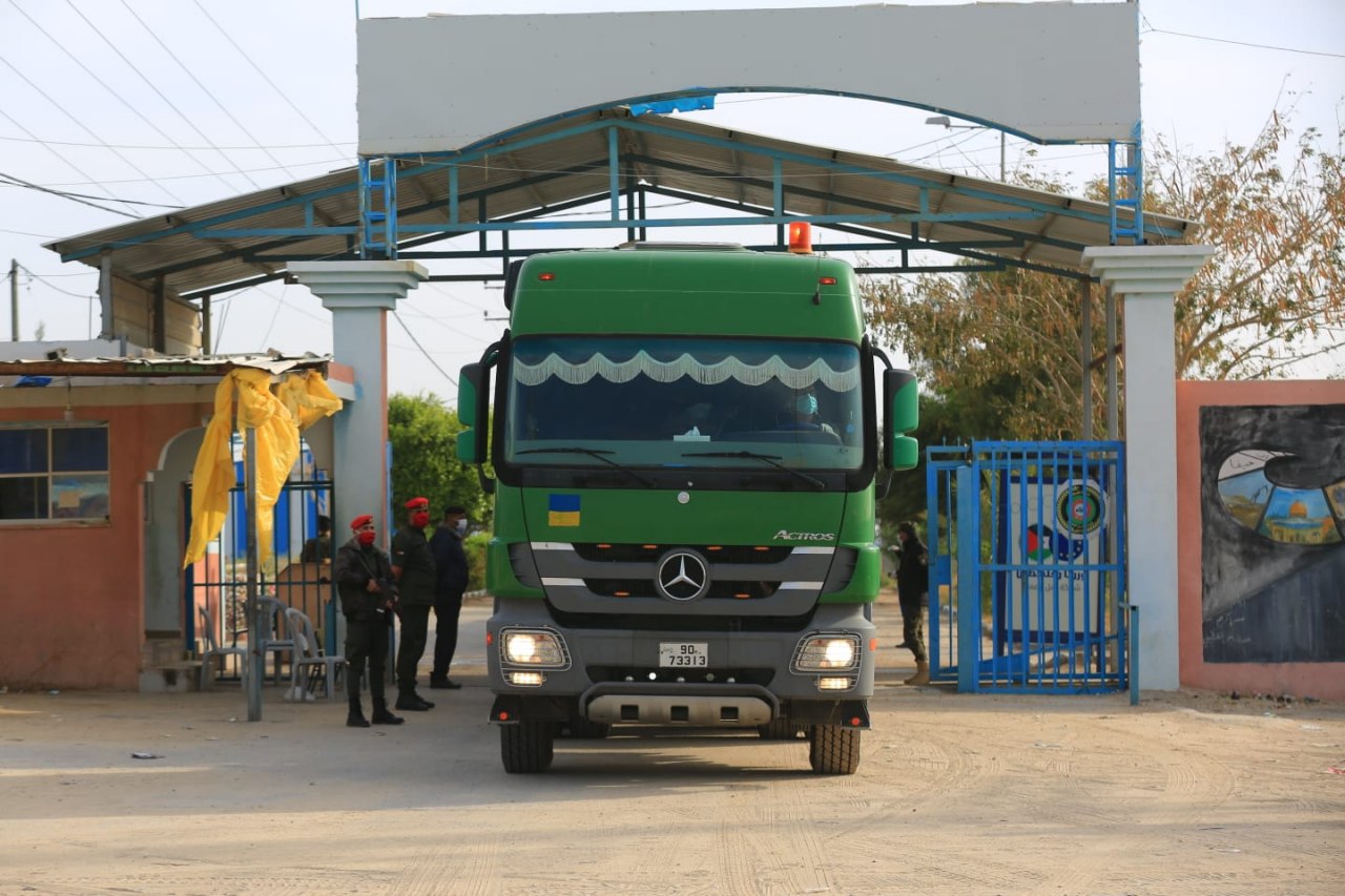 "الشرطة العسكرية" تؤمن وصول مساعدات أردنية لغزة