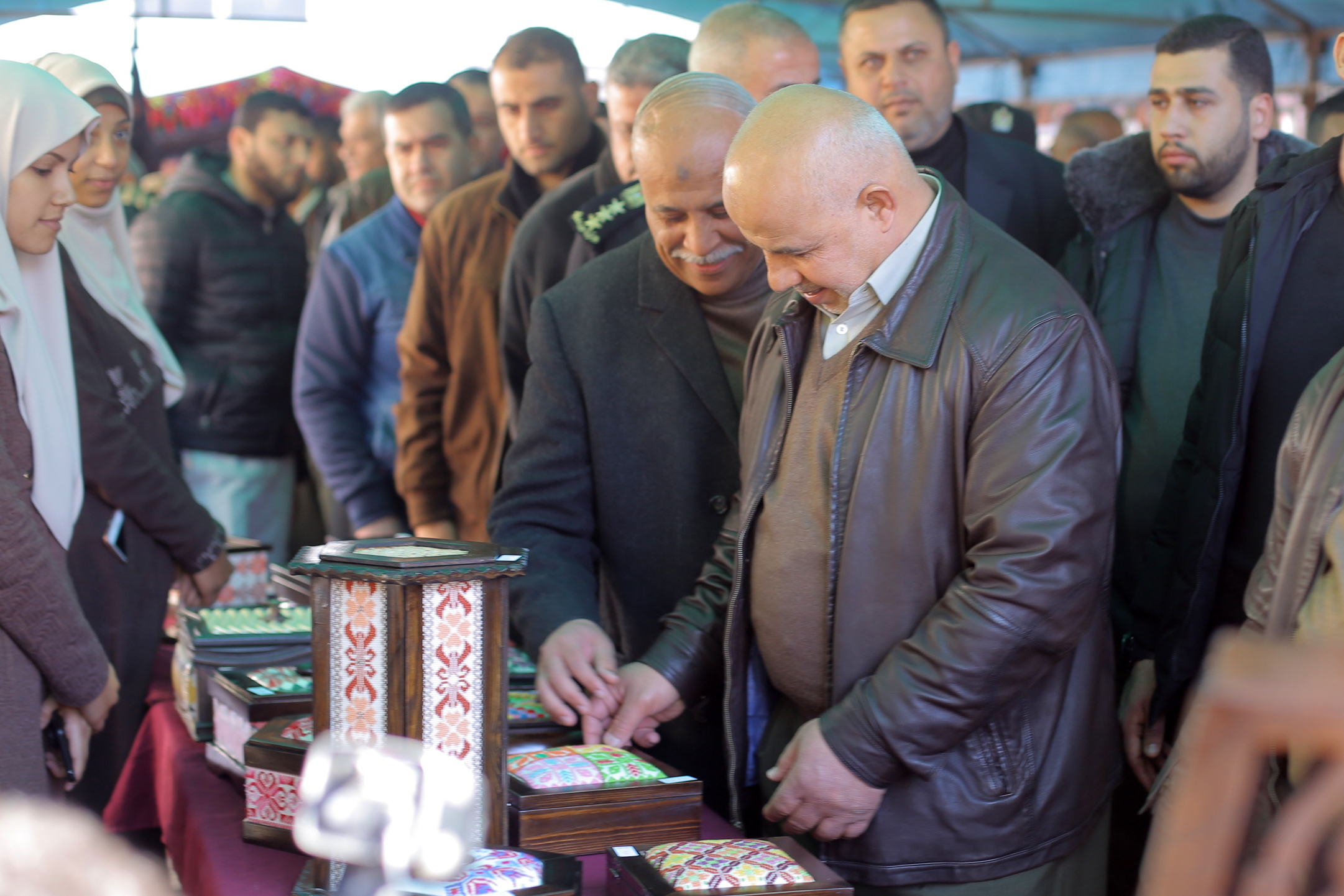 افتتاح معرض "إشراقة أمل" لمنتوجات النزيلات بمراكز الإصلاح والتأهيل