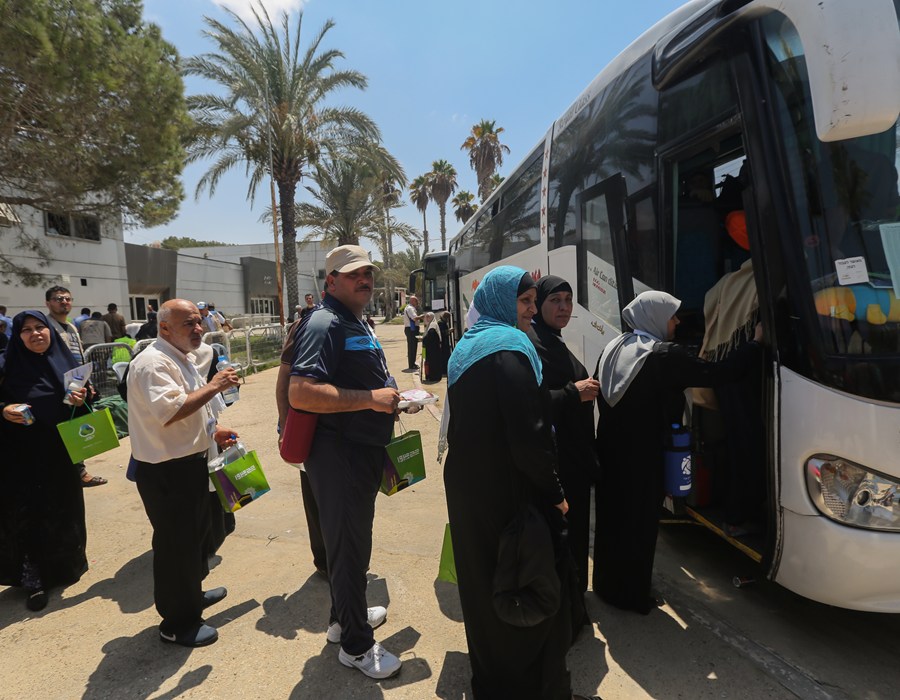 مغادرة الحالات الإنسانية عبر معبر رفح خلال فتحه استثنائياً ليومين