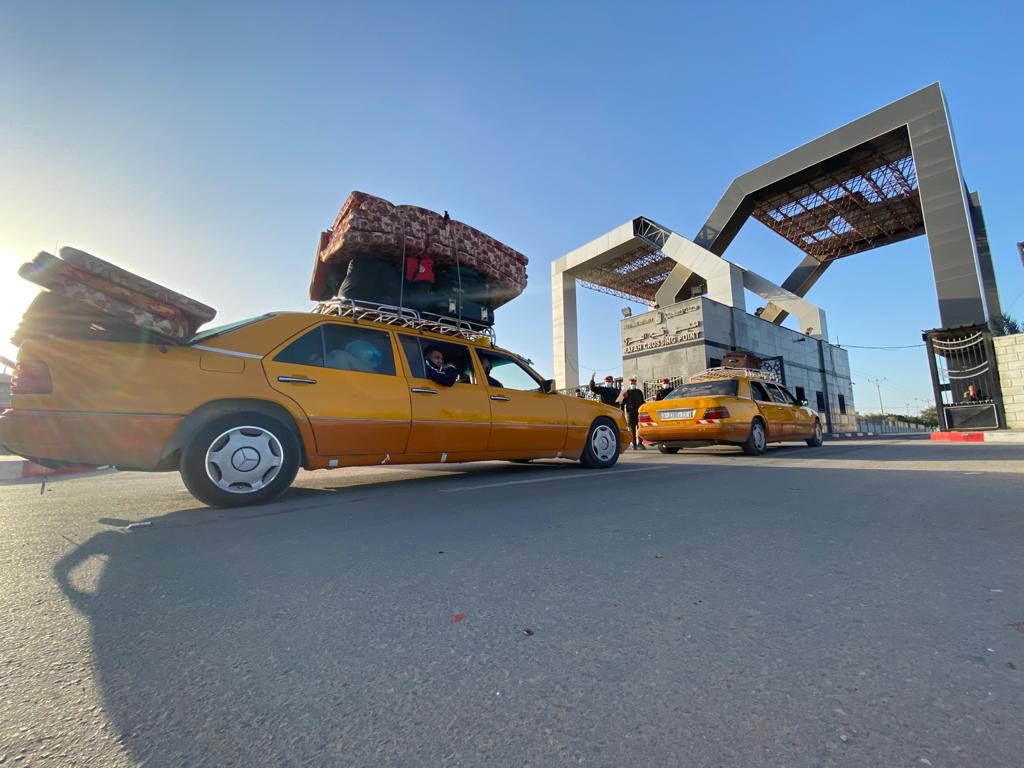 حركة معبر رفح البري خلال أيام فتحه استثنائيًا لمدة أربعة أيام في الاتجاهين