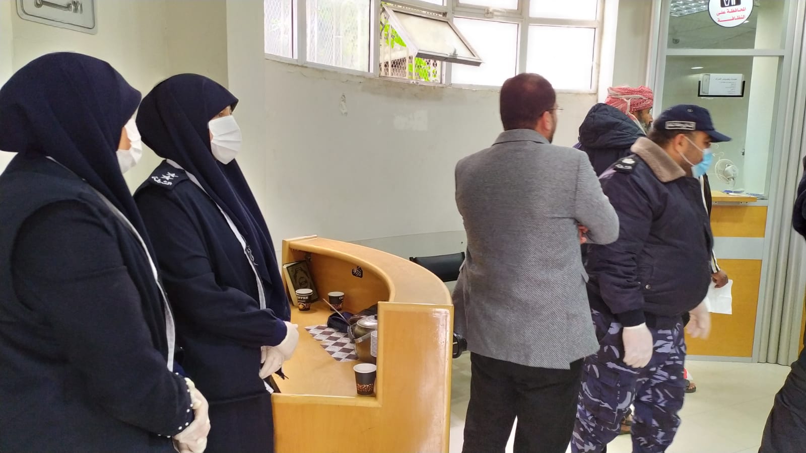 الشرطة تُنظم صرف "المنحة القطرية"