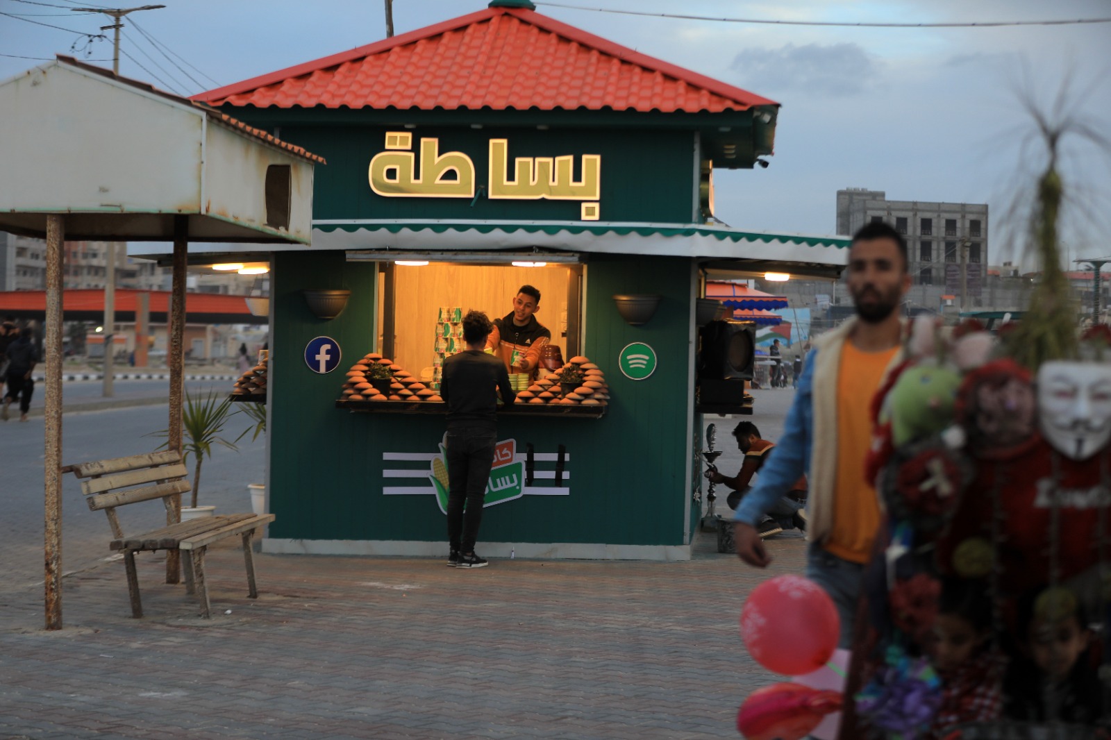 أجواء استقبال شهر رمضان المبارك في عدد من مناطق قطاع غزة