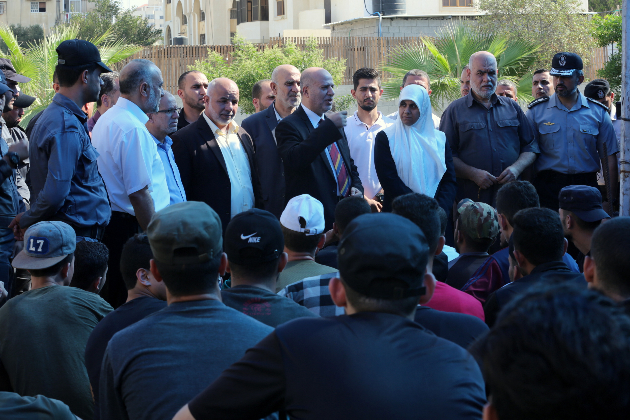 "التشريعي" يتفقد سير اختبارات التوظيف بمديرية التدريب